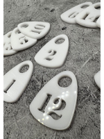 Номерки для гардероба прорезные 401-500