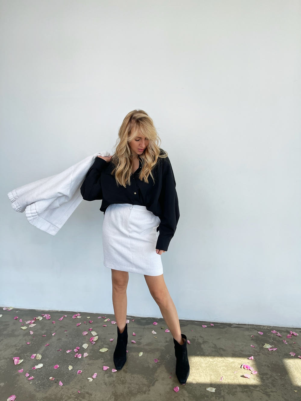 Рубашка с разными пуговицами черная