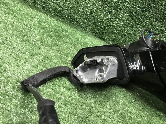 Зеркало правое Hongqi H5 2 (2022-н.в.) 12 конт.