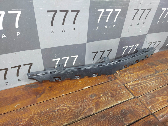 Кронштейн решетки радиатора Mercedes C (W205) 14-21 Б/У Оригинал A2058851165