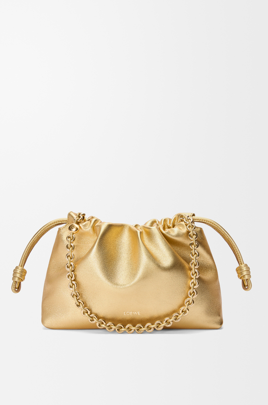 Loewe Средняя сумка-клатч Flamenco из ламинированной овечьей кожи, золотой