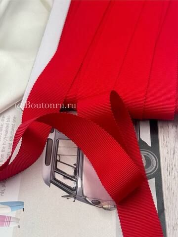 Репсовая лента красная 2,5 см