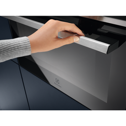 Встраиваемый электрический духовой шкаф Electrolux EVL 6E46X