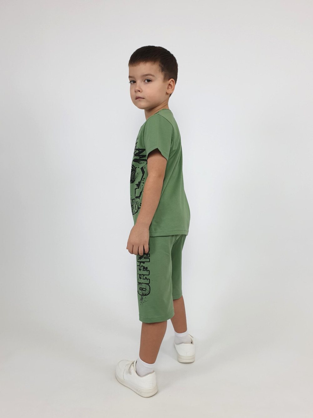 01-152-3 Комплект для мальчика (футболка+шорты)