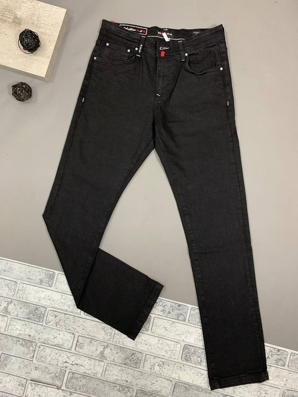 Джинсы Kiton