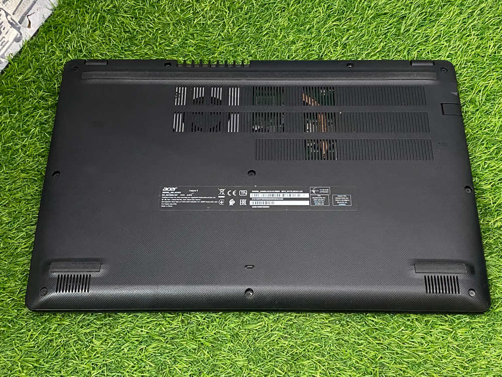 Ноутбук Acer 15.6' R5 3500U/Vega 8/8GB/256GB/ Aspire 5[A515-43-R89G]/Windows 10