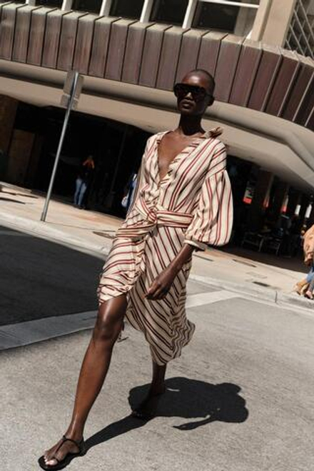 ZARA ПЛАТЬЕ МИДИ В ПОЛОСКУ С РЕМНЕМ, ЭКРЮ/ГРАНАТОВЫЙ