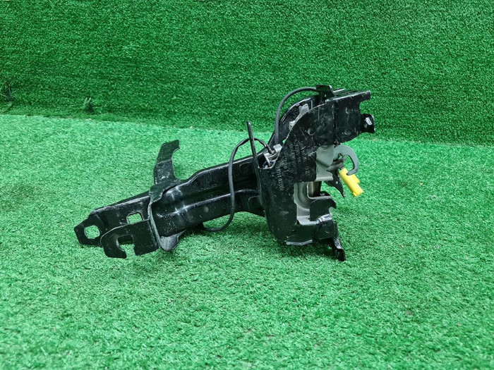 Кронштейн фары левый BMW 3er G20 (2018-н.в.)