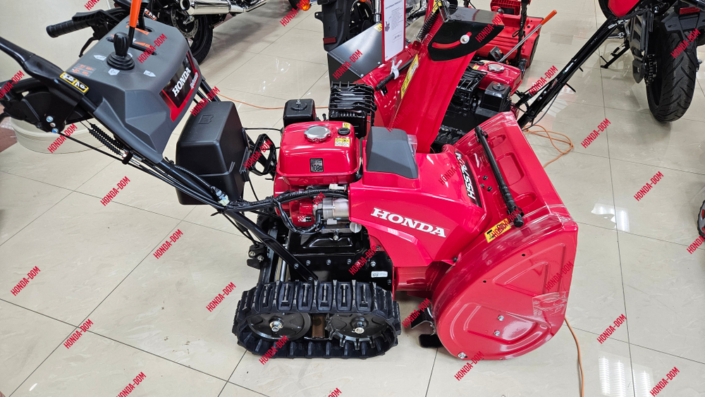Снегоуборщик Honda HSS 760 A ETD (RR)