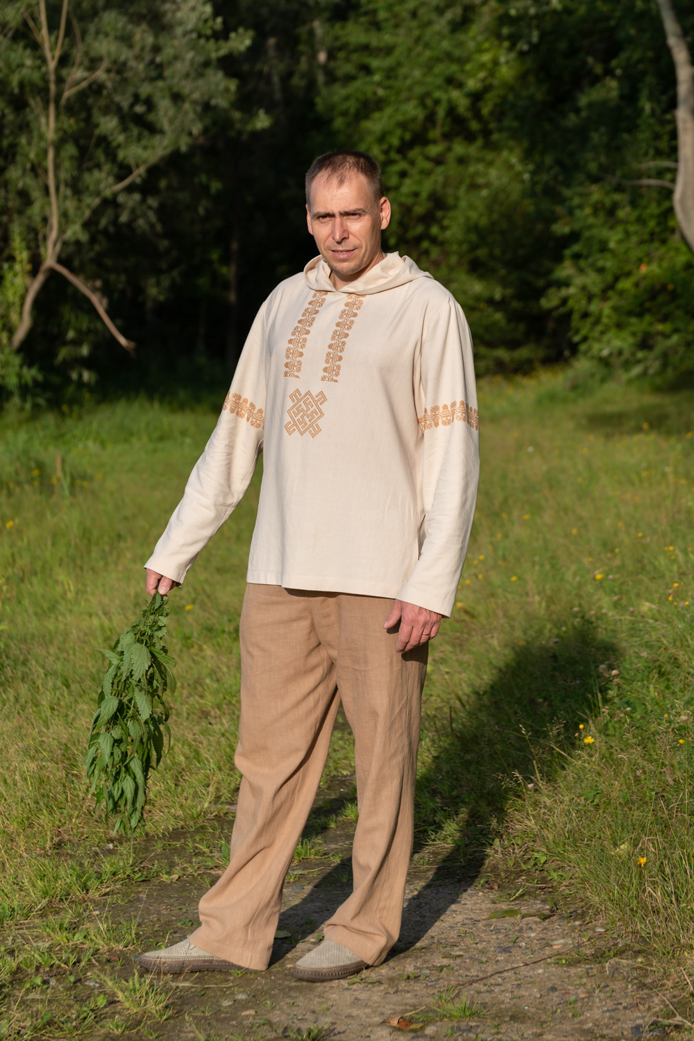 Брюки классические из крапивы