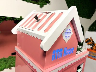 Разменный автомат для продажи жетонов "Кукольный домик" с купюроприемником