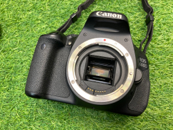 Canon 600D kit 18-55mm 3.5-5.6 IS II 4.400 кадров