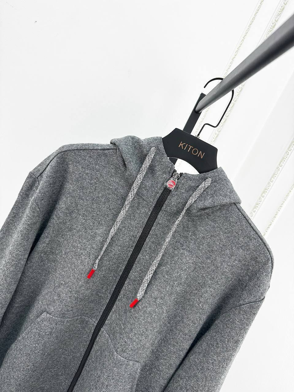 Прогулочный костюм Kiton