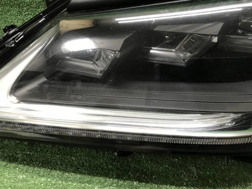 Фара левая Lexus LX 3 (2015-2023) LED Black Vision