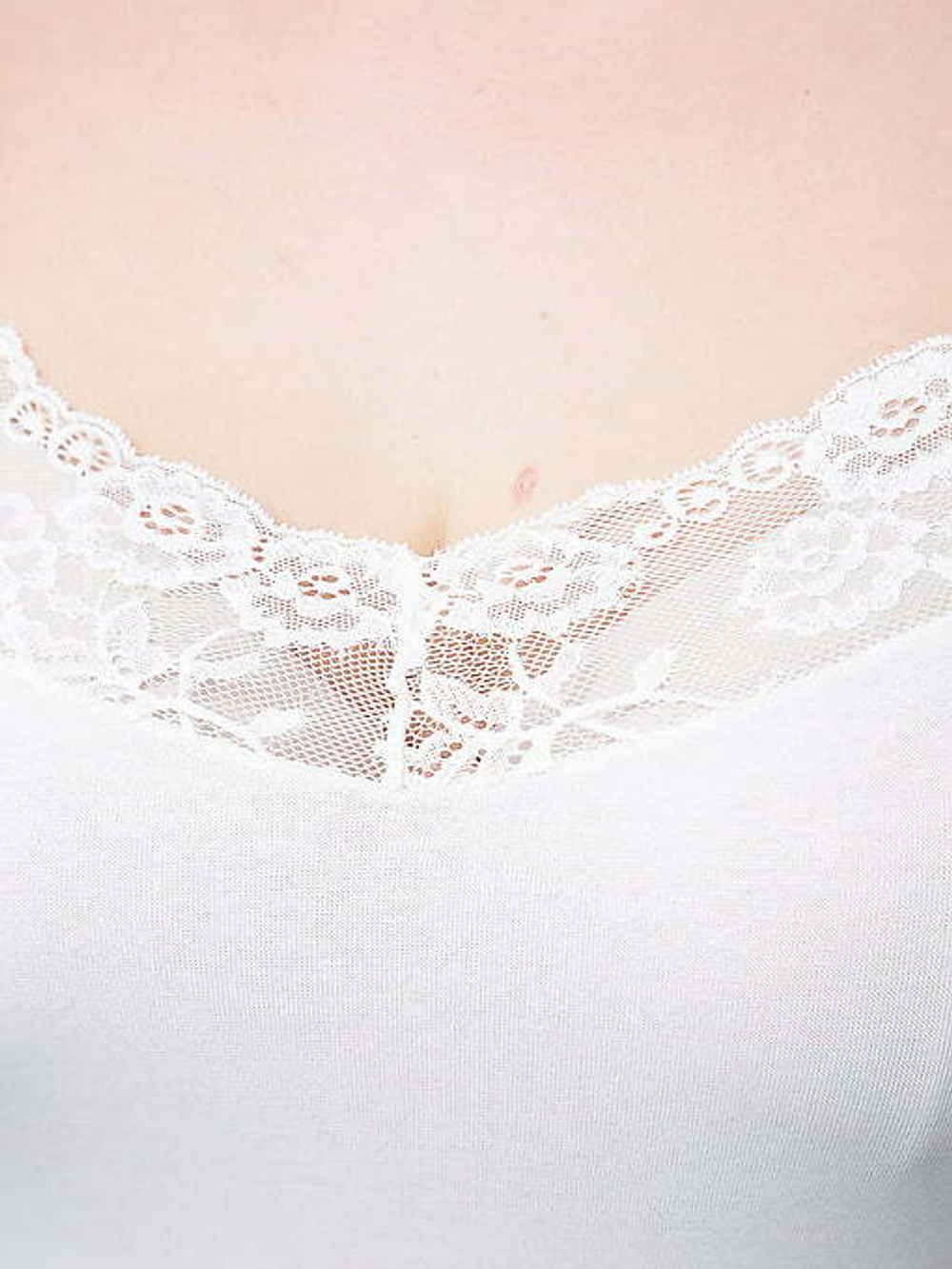 Майка женская Private белый