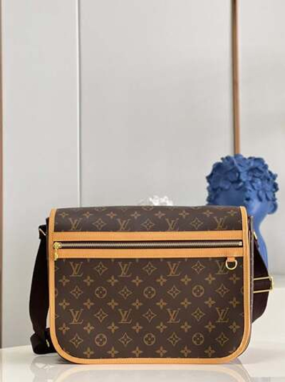 Louis Vuitton Messenger Bosphore GM