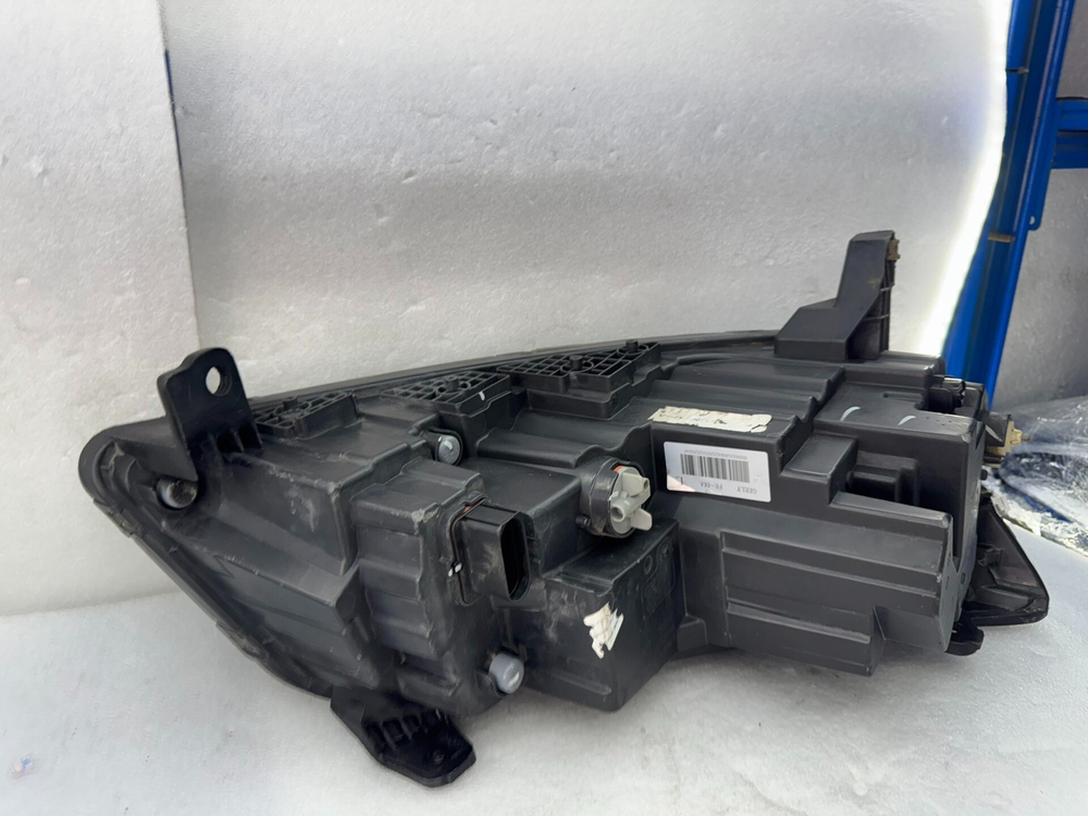 Передняя LED фара Geely Emgrand S1 (оригинал,)