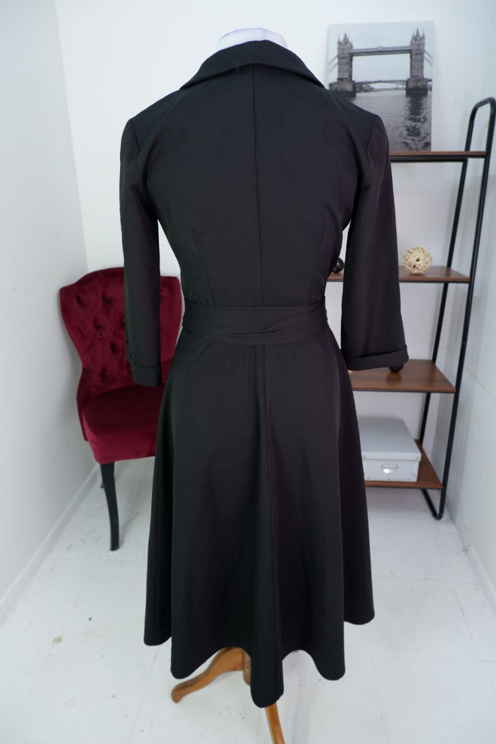 Платье черное строгое 46 размер