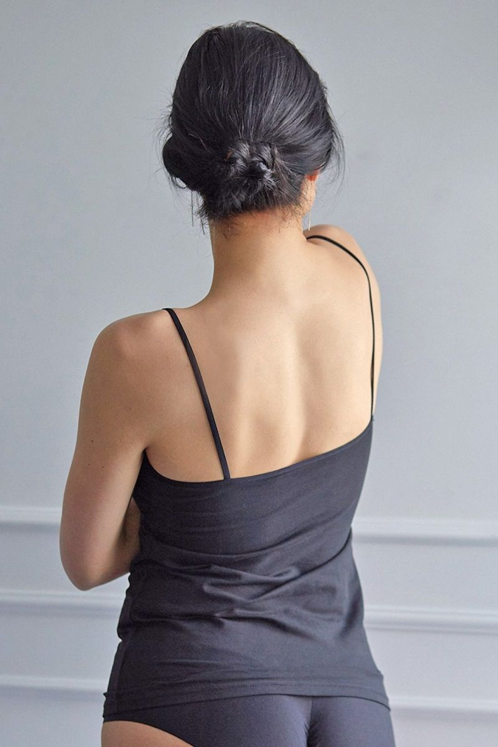 Маечка на тонких бретельках Esencial (Размер: XL) (Цвет: черный)