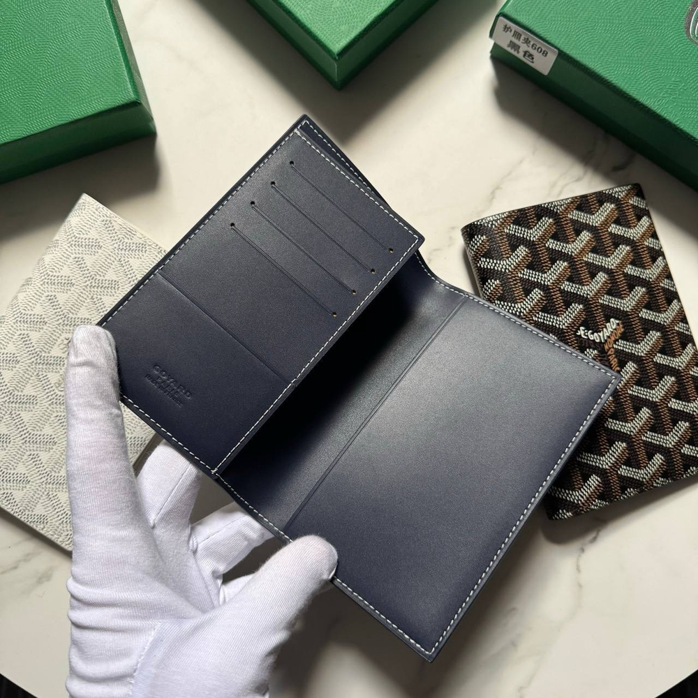 Обложка на паспорт Goyard