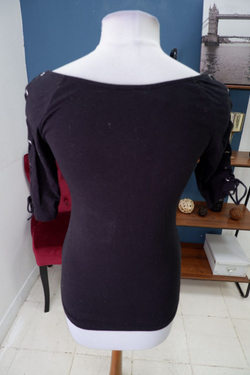 Джемпер черного цвета 44-46 размер