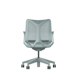 Кресло Herman Miller Cosm, низкая спинка, цвет Glacier, нерегулируемые подлокотники