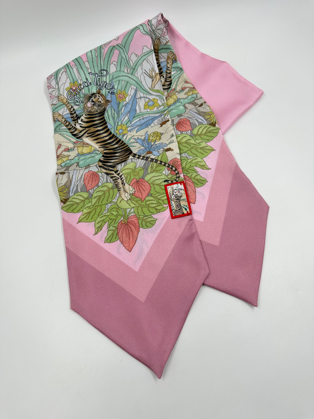 Шёлковый шарф Gucci