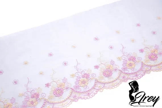 05-84 Вышивка на неэл. сетке 20 см, голубой/лиловый/желтый