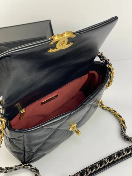 Сумка-конверт Chanel 19 среднего размера черный