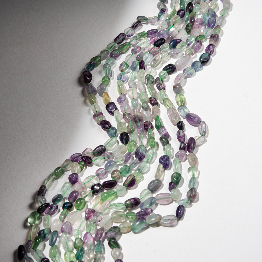 Флюорит натуральный, фриформ, 6-12мм