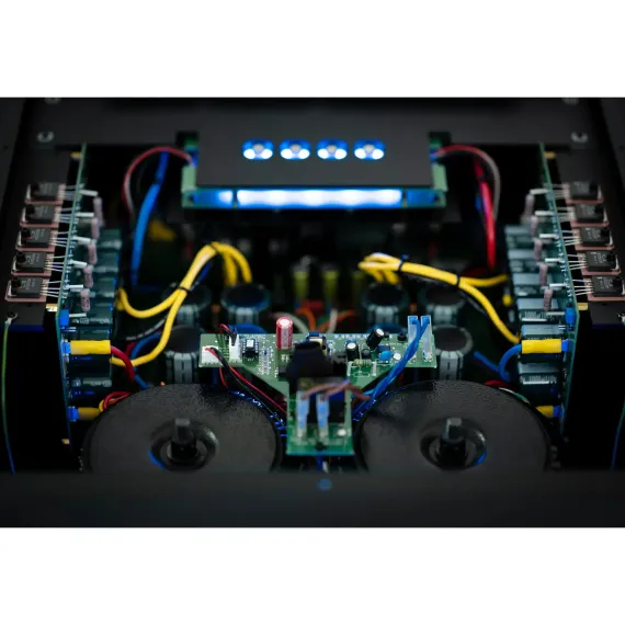 Musical Fidelity NU-Vista 800.2 Black