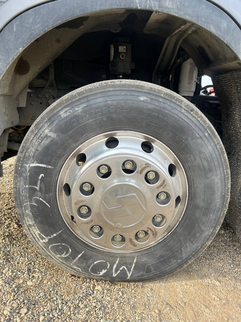 Shacman (Shaanxi) SX* 4x2 Седельный тягач SX4188YY381 (Дизельный, 12,5 л, 473 л.с., АТ)