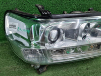 Битая Фара правая Land Cruiser 200 (15-21) LED