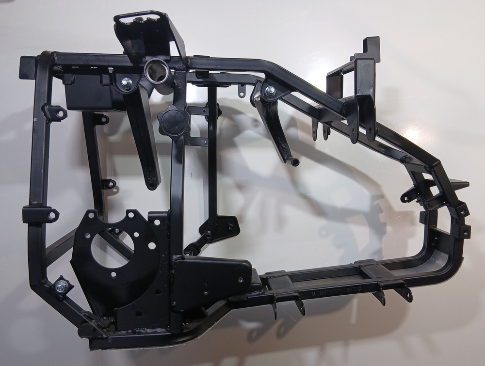 Передняя рама  для снегохода MotoLand SnowFox 200