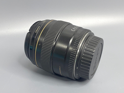 Canon EF 85mm 1.8 USM