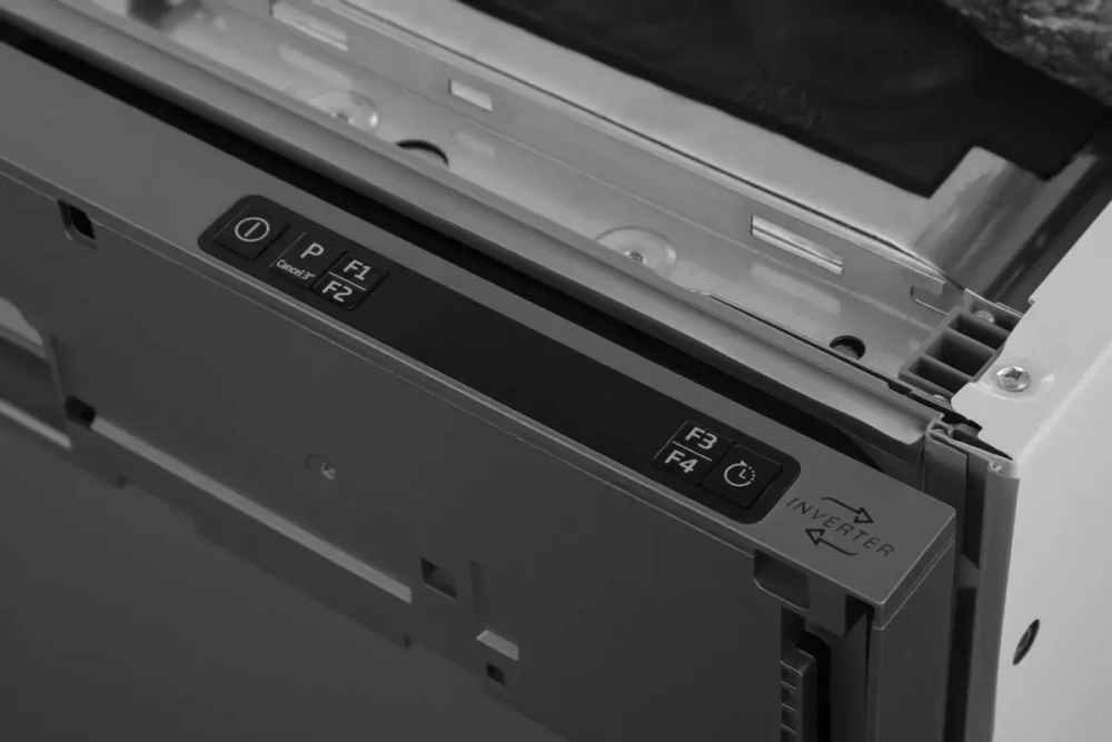 Встраиваемая посудомоечная машина Hotpoint HI 4C66
