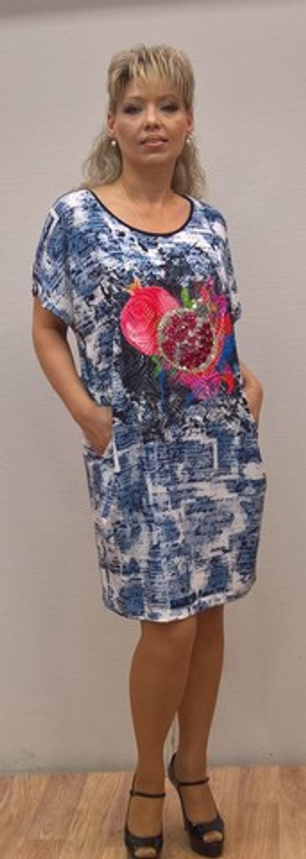 Цветное летнее платье с принтом "фрукты"