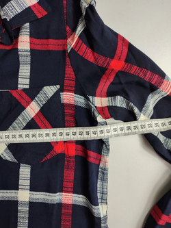 Рубашка акцентная из вискозы стильная 42 размер