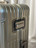 Чемодан Rimowa M