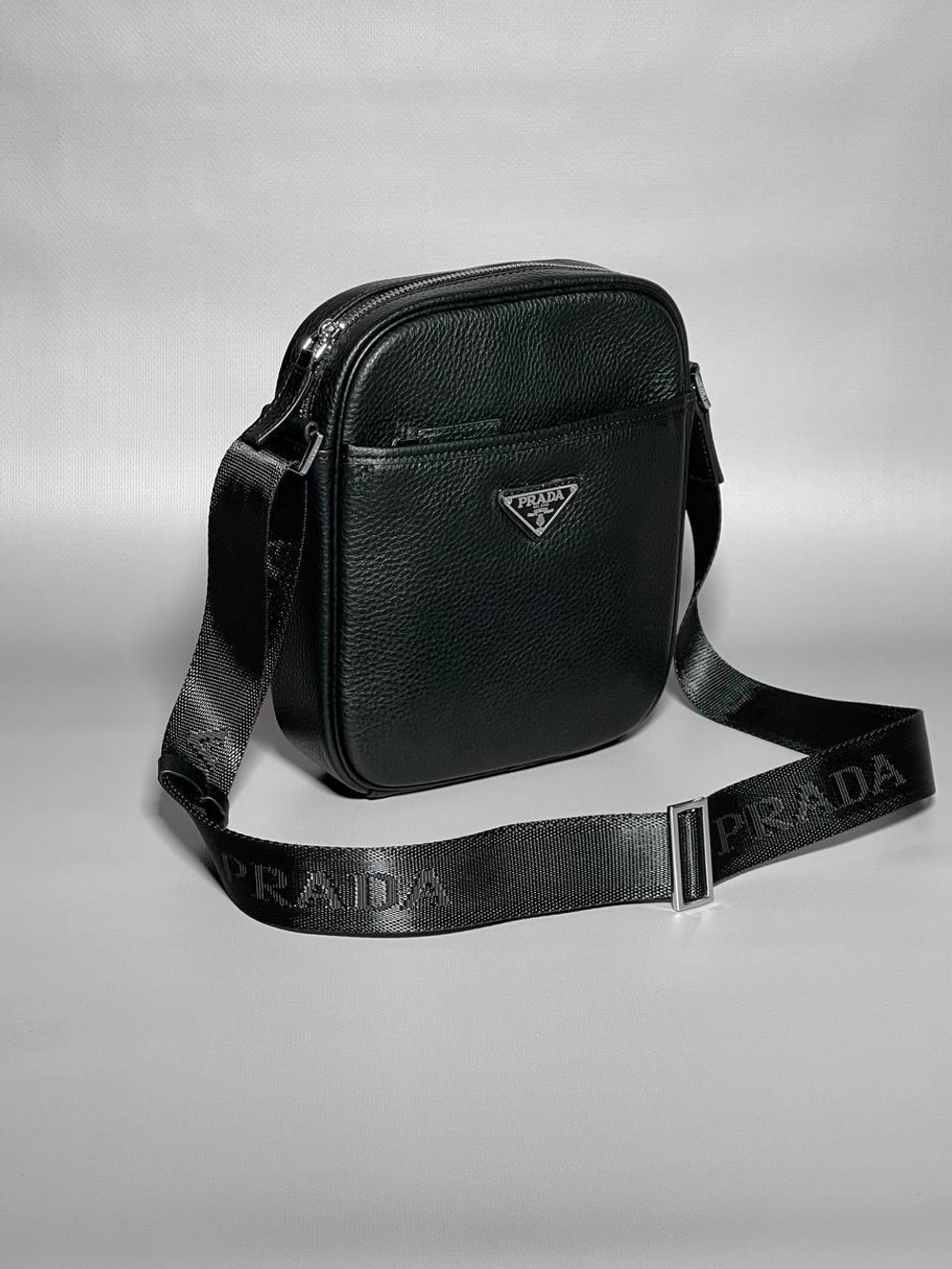Сумка Prada