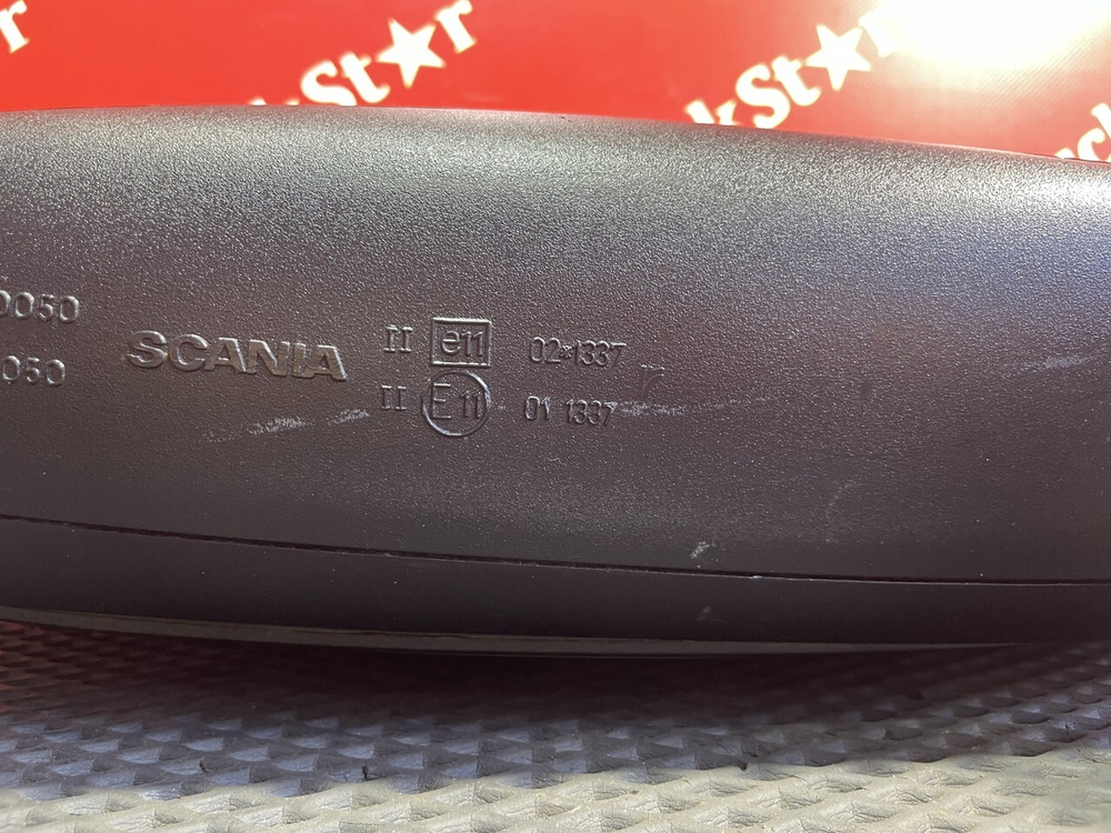 Зеркало заднего вида правое