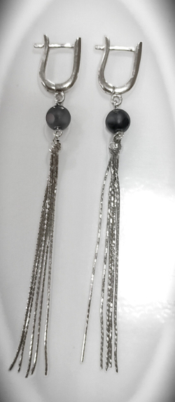 Ювелирные серьги из серебра