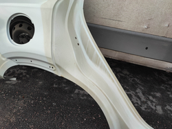 Боковина правая Geely Tugella 19-нв Новая Оригинал 5038074100C15