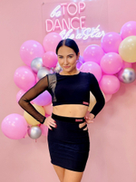 Короткий топ со вставкой из сетки