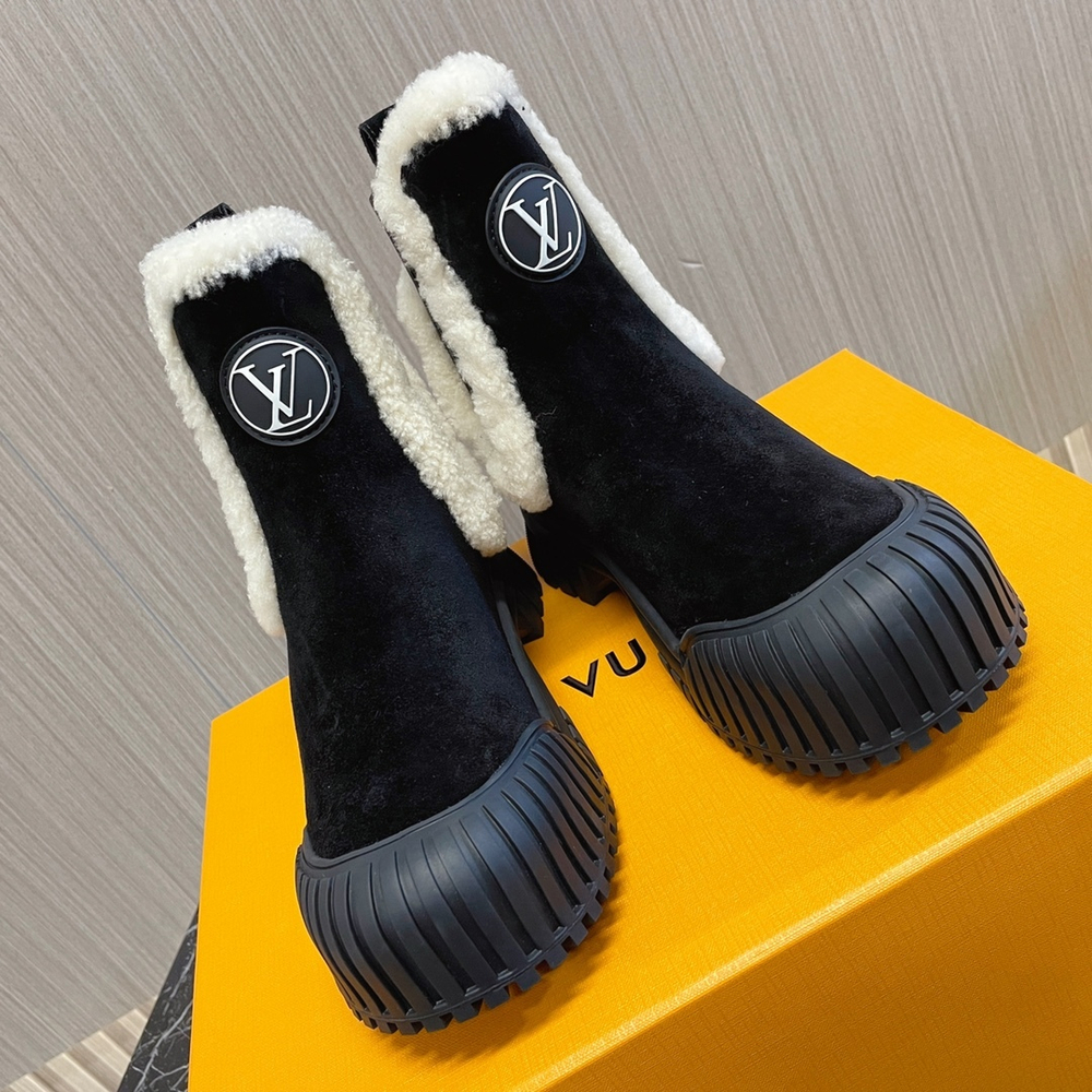 Louis Vuitton Ruby Flat Ankle Boots