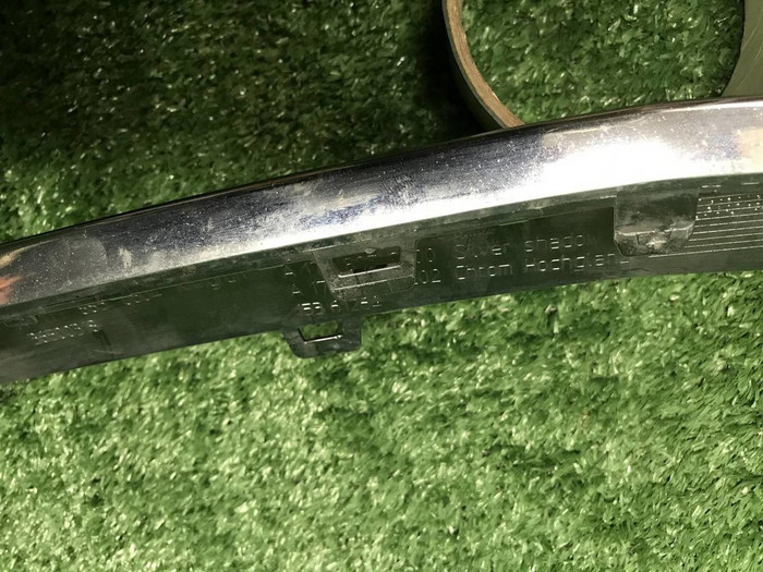 Молдинг переднего бампера Mercedes A W177 (18-22)