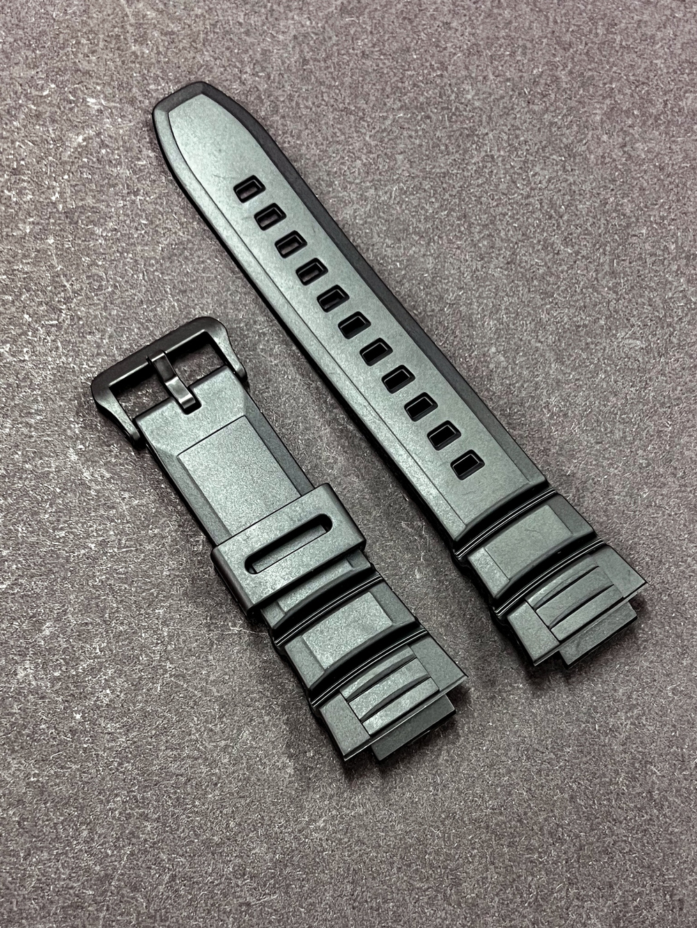 Ремешок Casio MCW-110H-1AV