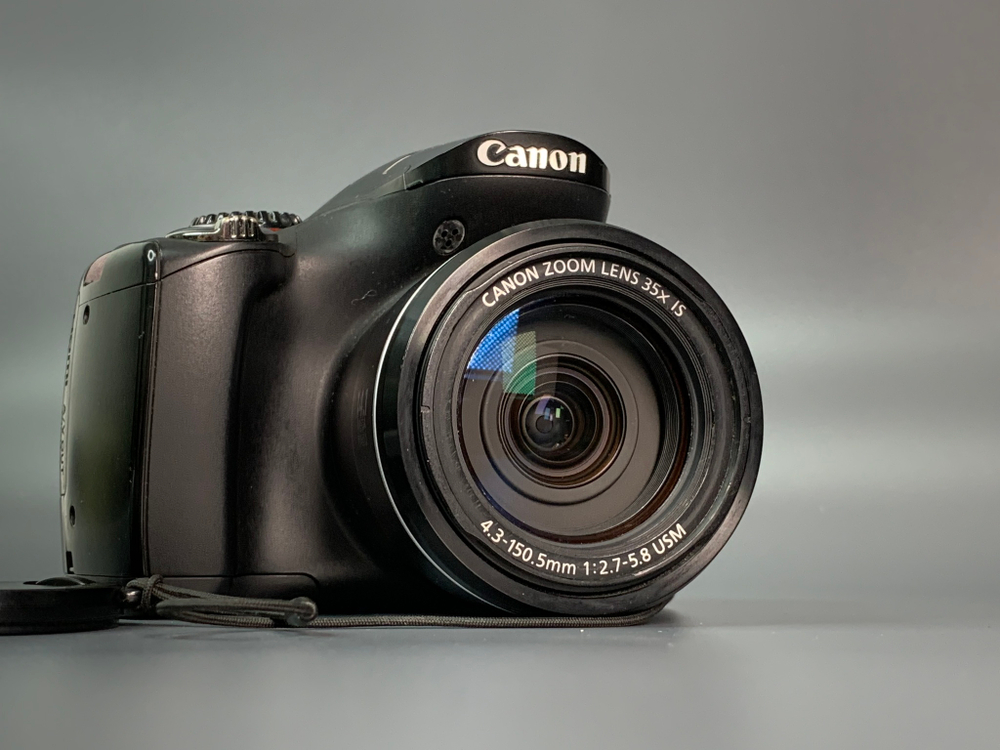 Canon PowerShot SX30 IS небольшой дефект экрана