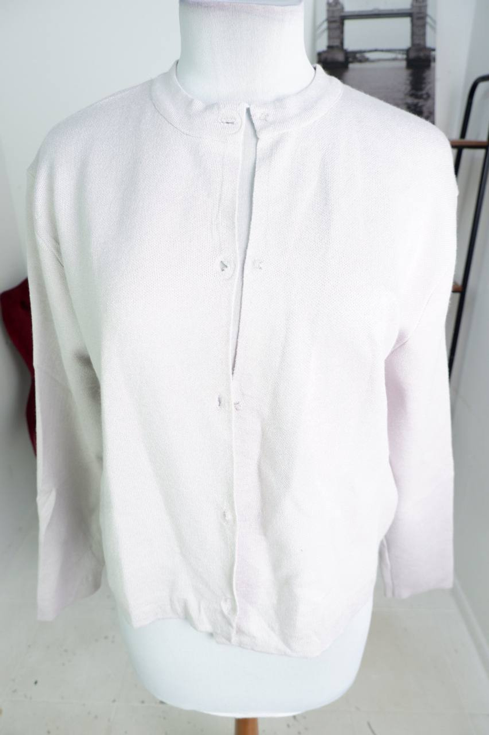 Кардиган базового цвета, визуально на 48/50 размер