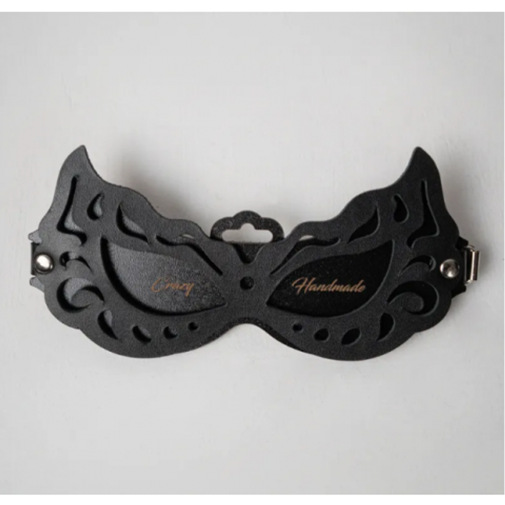 Маска с узорами